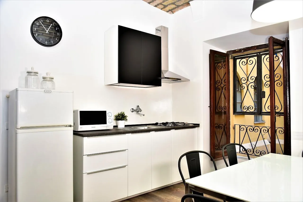 Coliseum Suites Rome Apartment